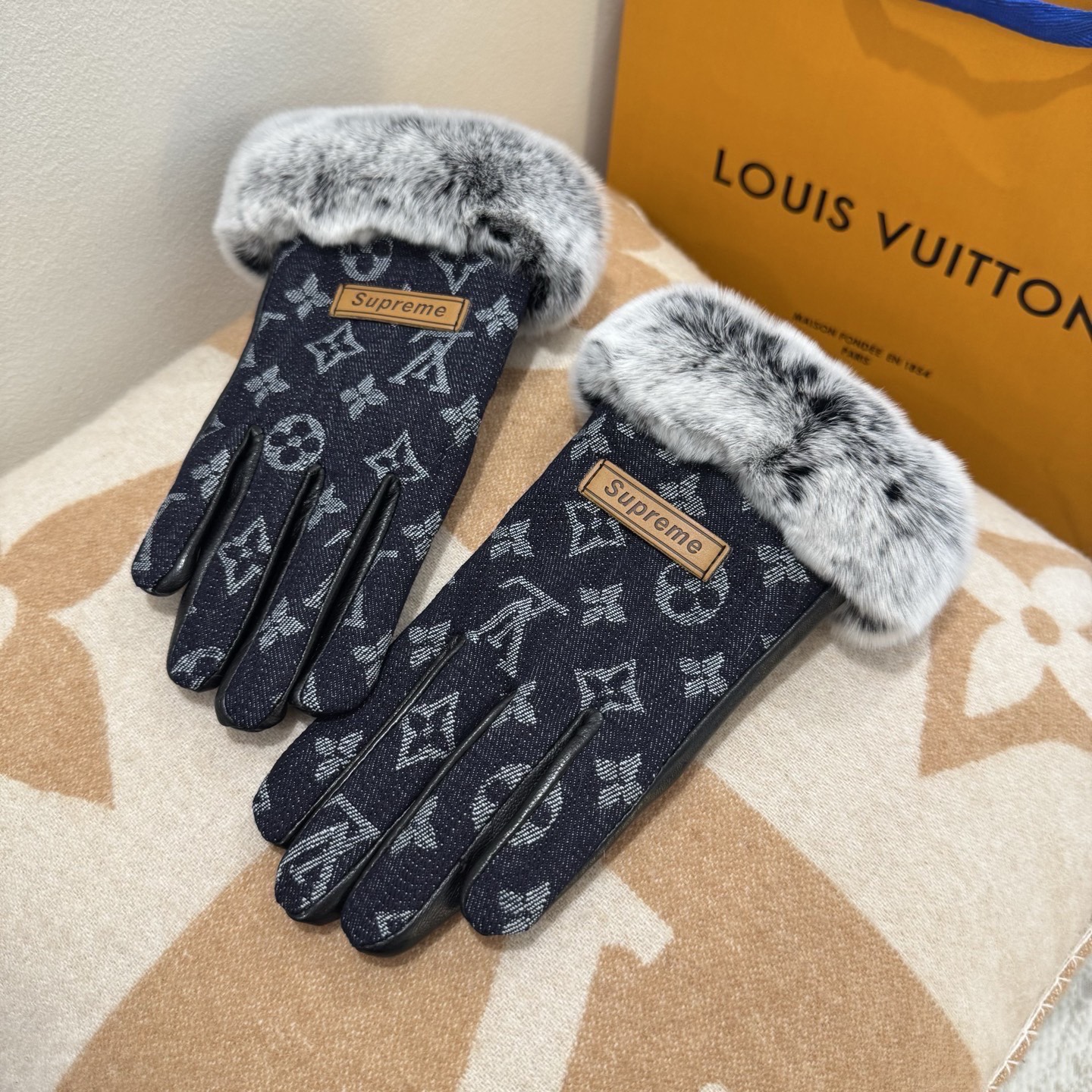 New Fashion Women's Winter Gloves