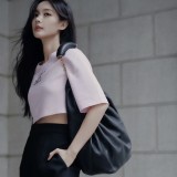 Fashionable shoulder bag for ladies