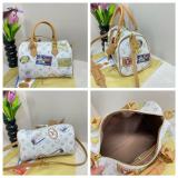 New Bag Fashionable bag