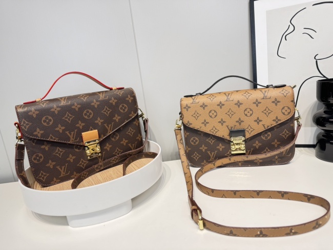 New Bag Fashionable bag