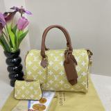 New Bag Fashionable bag