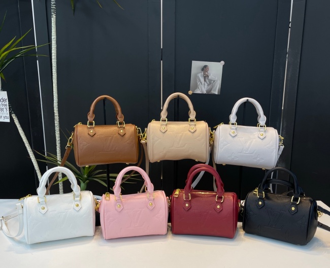 New Bag Fashionable bag