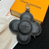 Fashionable pendant keychain
