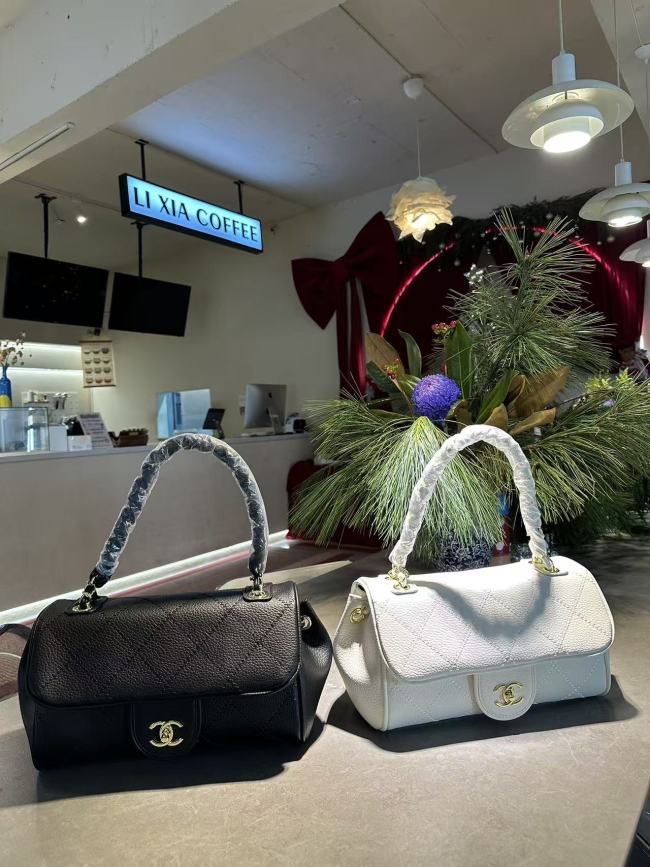 Ladies' fashion handbag single shoulder bag