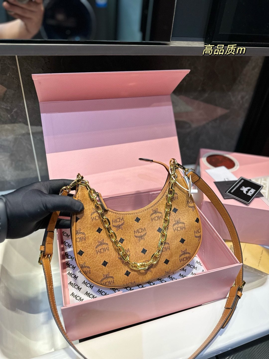 Ladies' fashion handbag single shoulder bag