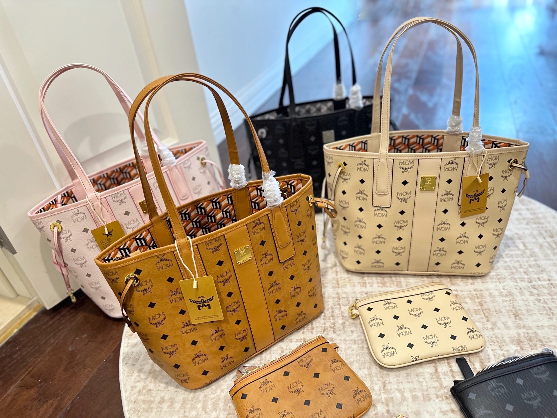 Ladies' fashion handbag single shoulder bag