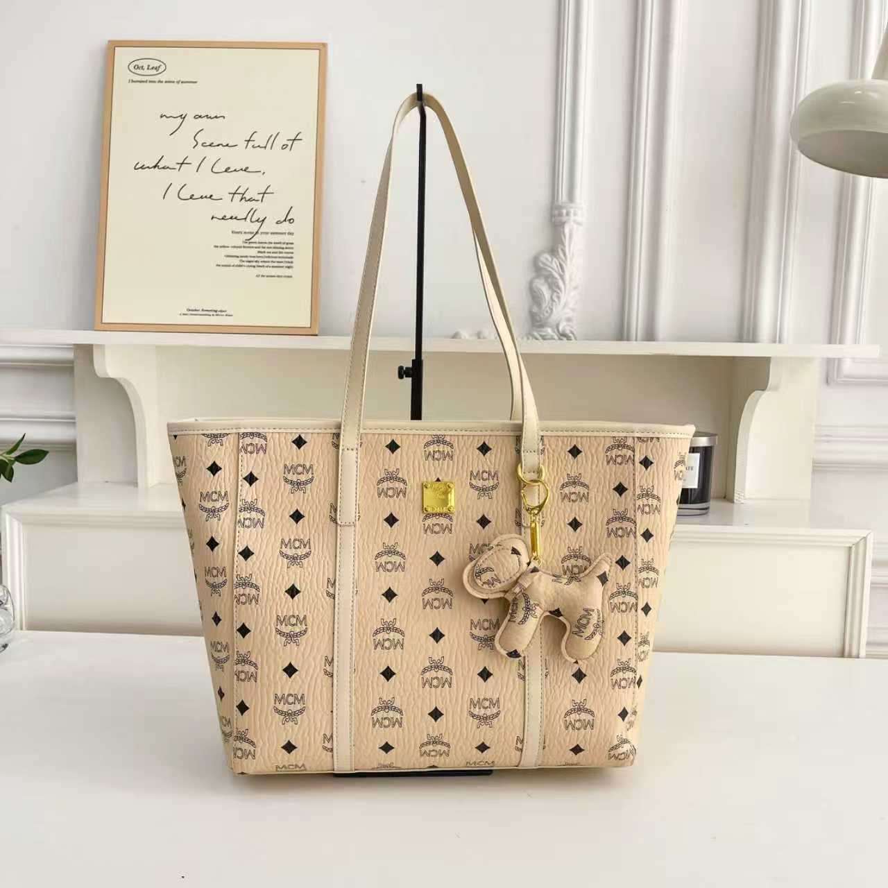 Ladies' fashion handbag single shoulder bag