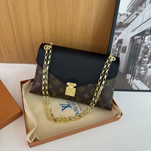 Ladies' fashion handbag