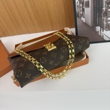 Ladies' fashion handbag