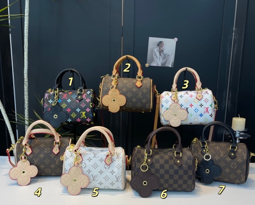 Ladies' fashion handbag