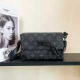 Ladies' fashion handbag