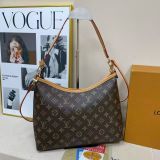 Ladies' fashion handbag(WITH BOX)