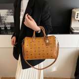 Ladies' fashion handbag