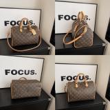 Ladies' fashion handbag