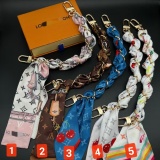 Fashionable bag chain