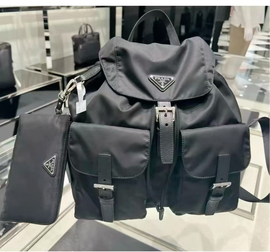 New Women's Bag Fashionable backbag(NO box)