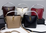 Ladies' fashion handbag