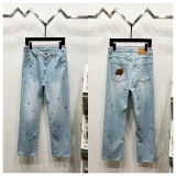 Fashionable women's jeans