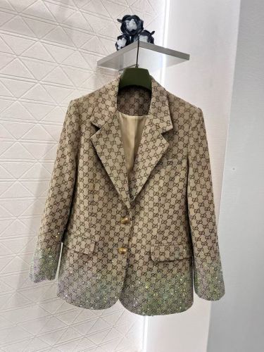 New fashionable coat