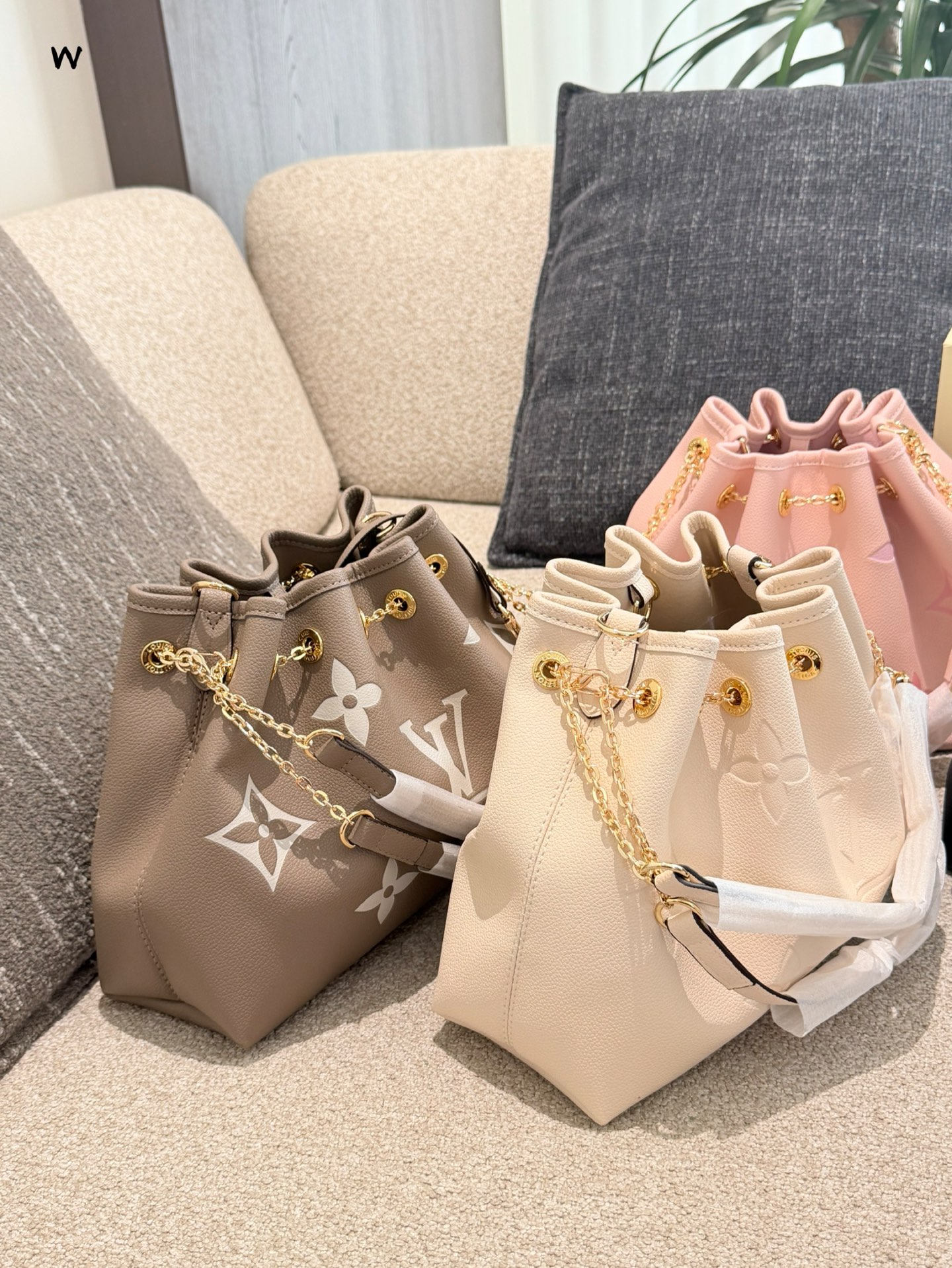 New Bag Fashionable bag(NO BOX)