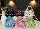 New Bag Fashionable bag