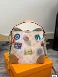 New Bag Fashionable bag