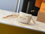 New Bag Fashionable bag