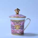 Fashionable coffee cup