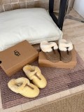 New Fashion Slippers(no box)