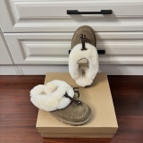 New Fashion Slippers(no box)