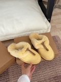 New Fashion Slippers(no box)