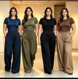 Fashionable women's sports suit