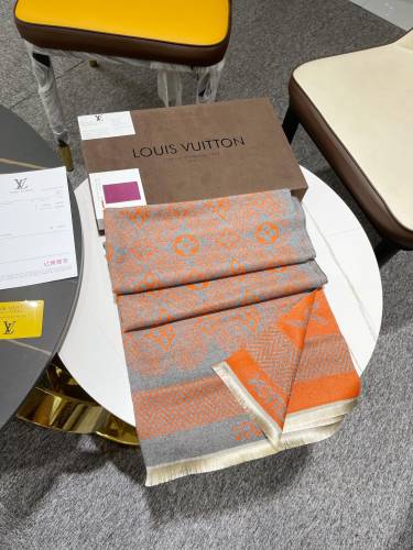 Lv Scarf Schal