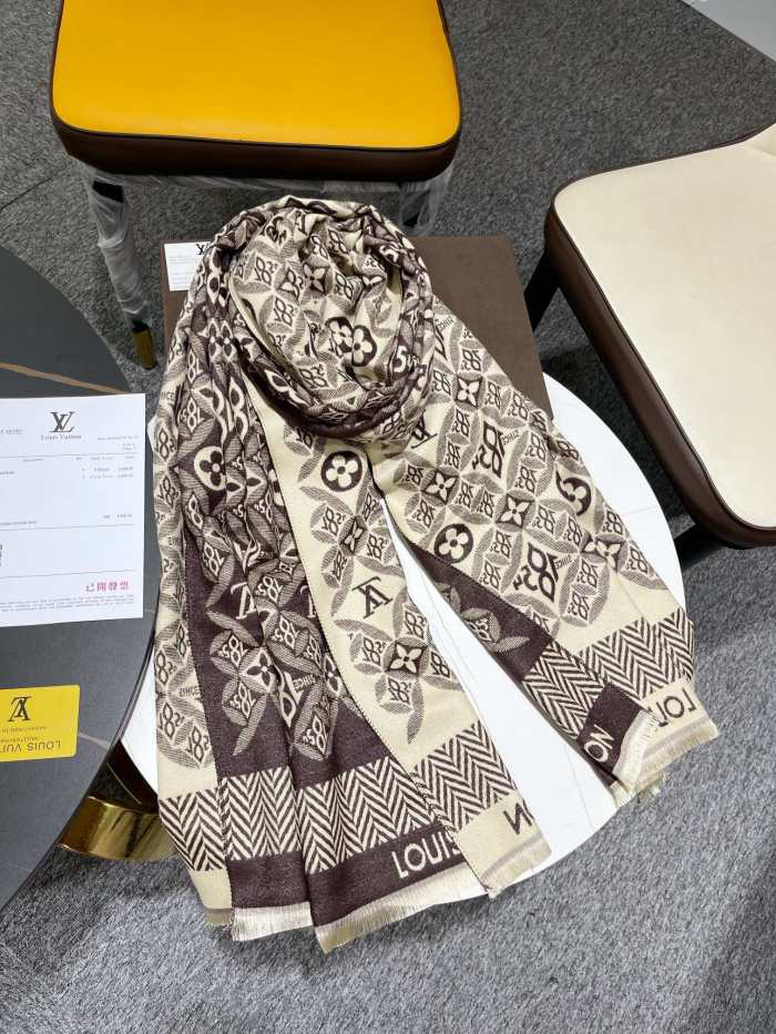 Lv Scarf Schal