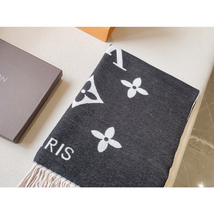 Lv Scarf Schal