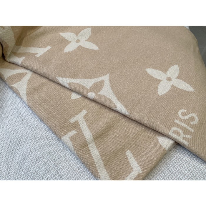 Lv Scarf Schal