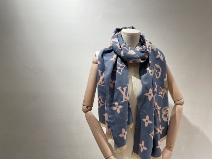 Lv Scarf Schal