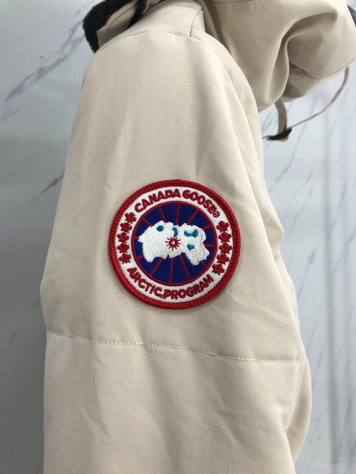 Canada Gooes Damen Winterjacke