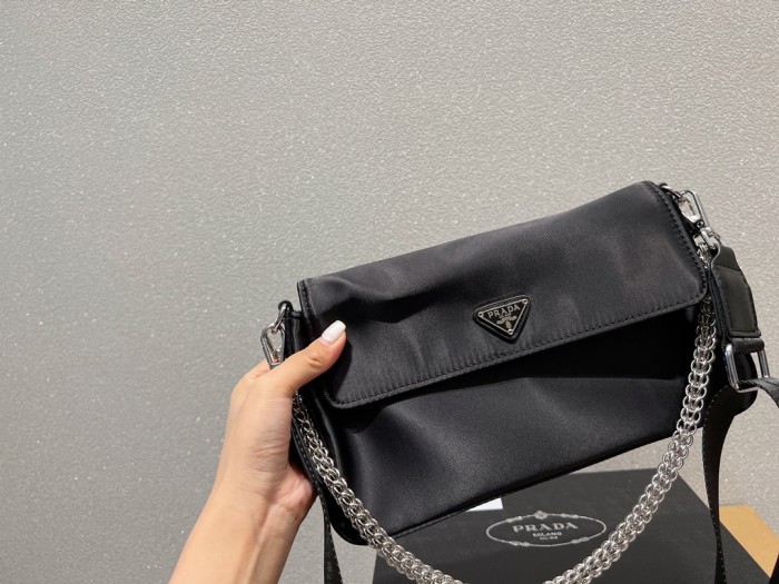Prada  Damen Tasche /Women bag
