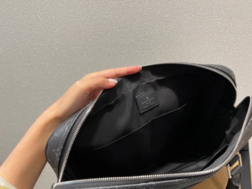 Lv  Herren Tasche/Men bag