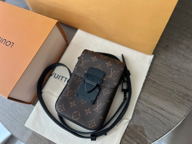 Lv  Herren Tasche/Men bag
