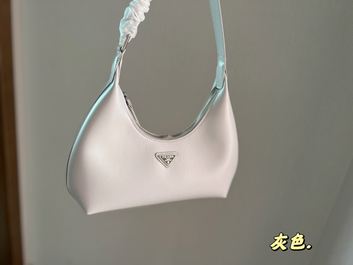 Prada  Damen Tasche /Women bag