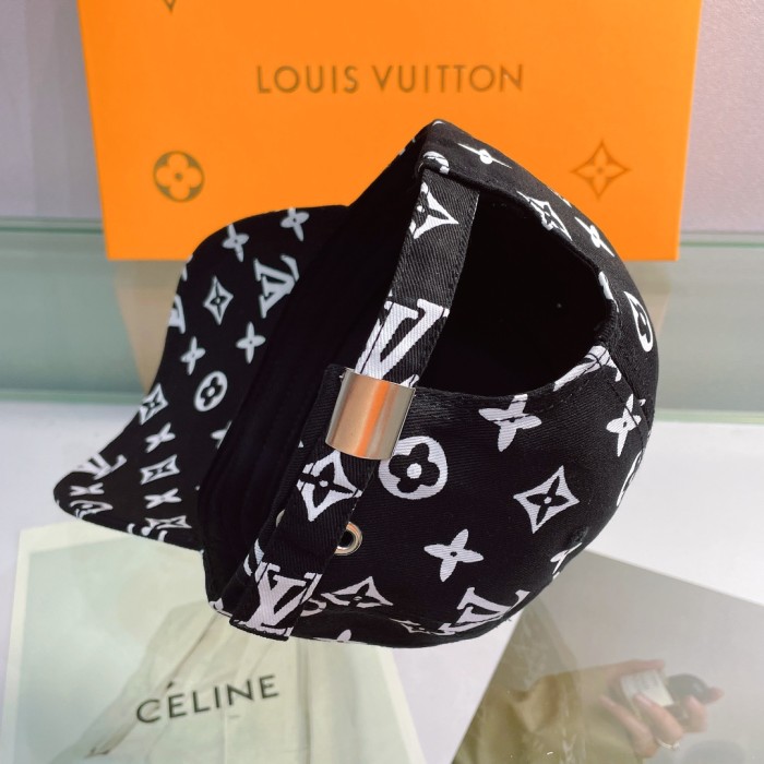 lv Hat Hut