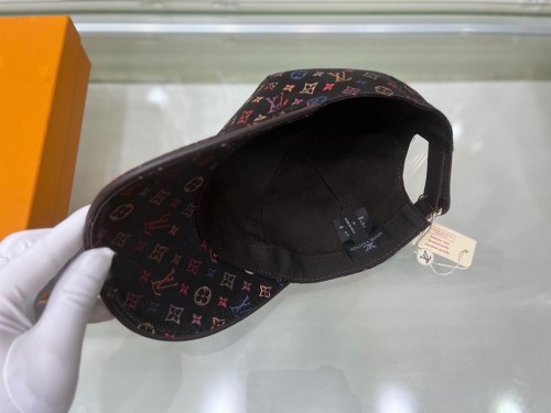 lv Hat Hut
