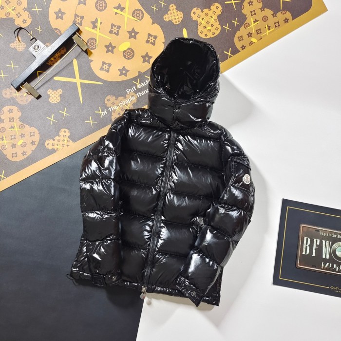 Moncler Winterjacke Herren
