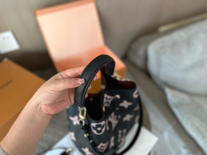 lv  Damen Tasche /Women bag
