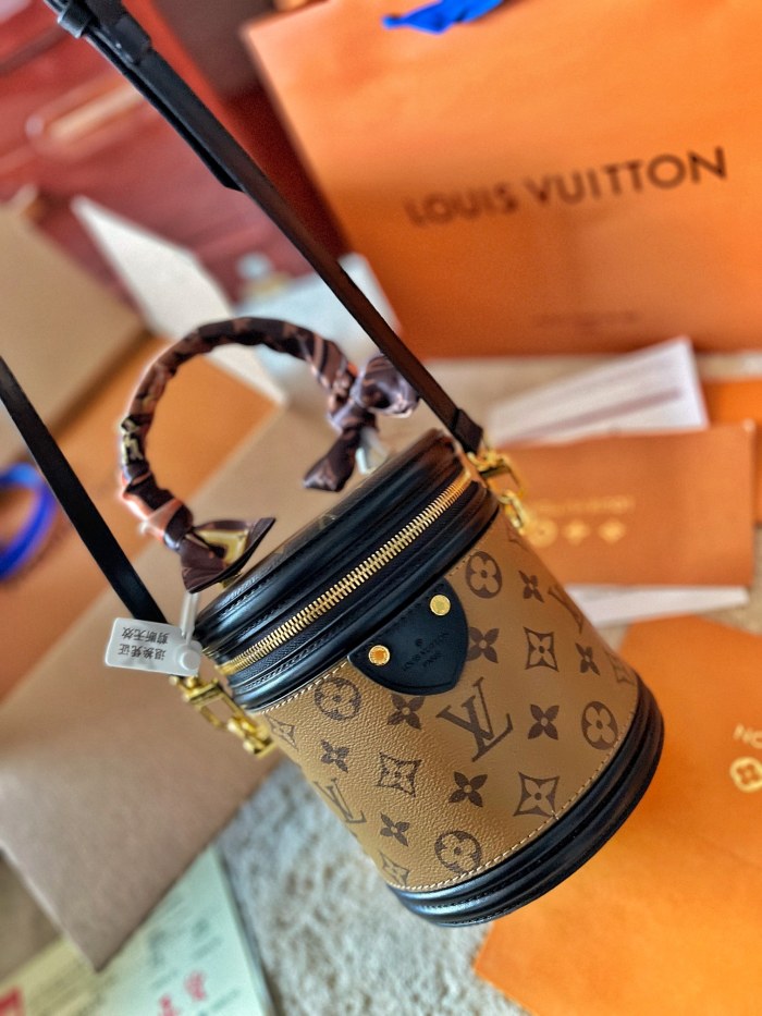 lv  Damen Tasche /Women bag