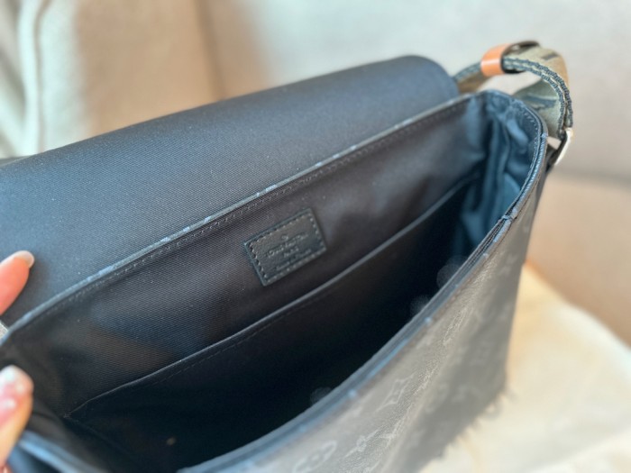 Lv  Herren Tasche/Men bag