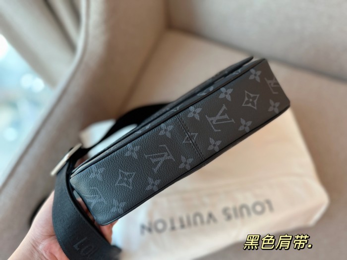 Lv  Herren Tasche/Men bag