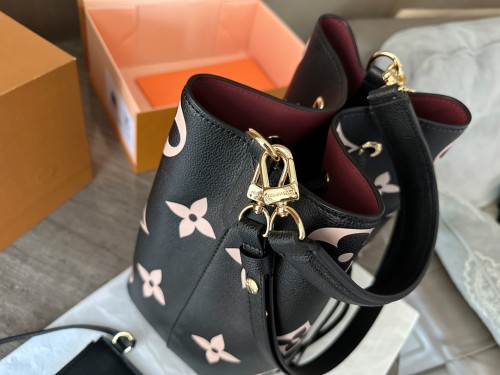 lv  Damen Tasche /Women bag